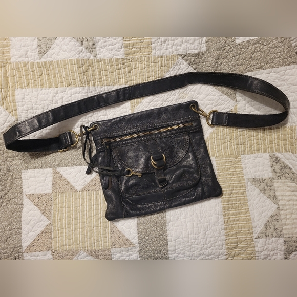 Vintage Fossil Sasha Black Leather Crossbody Bag Key Purse - Picture 4 of 14